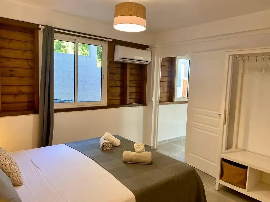 Lägenhet Bas De Villa Taalia Terre-De-Haut